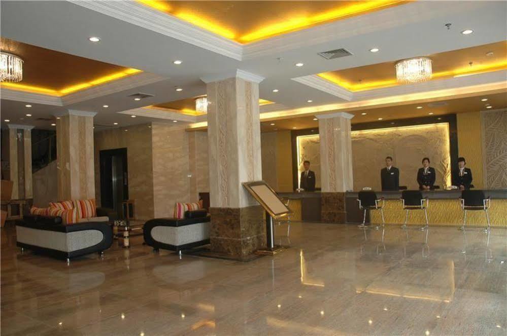 Guangzhou Xiangdu Hotel Интерьер фото